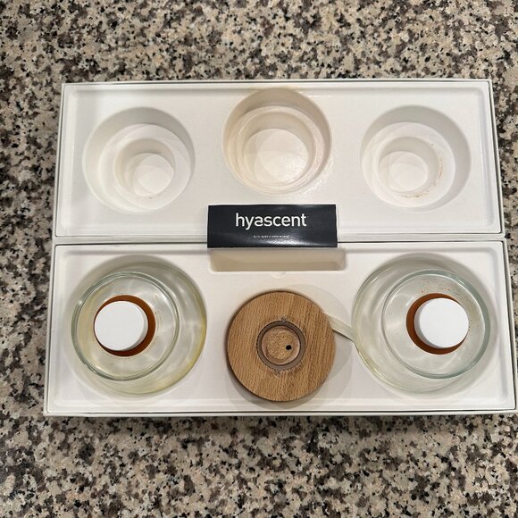 Hyascent Diffuser Set – “Bourbon Joy” (Used, No Fragrance Included) - Picture 6 of 6